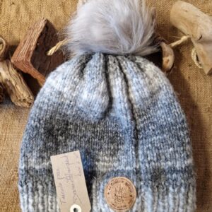 Bonnet adulte tricoté par Daniele